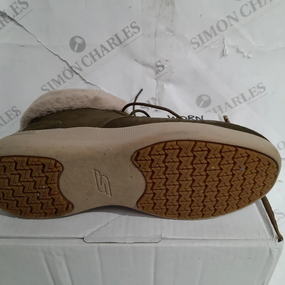BOXED SKECHERS GO WALK STABILITY SUEDE BOOTS, OLIVE - SIZE 7