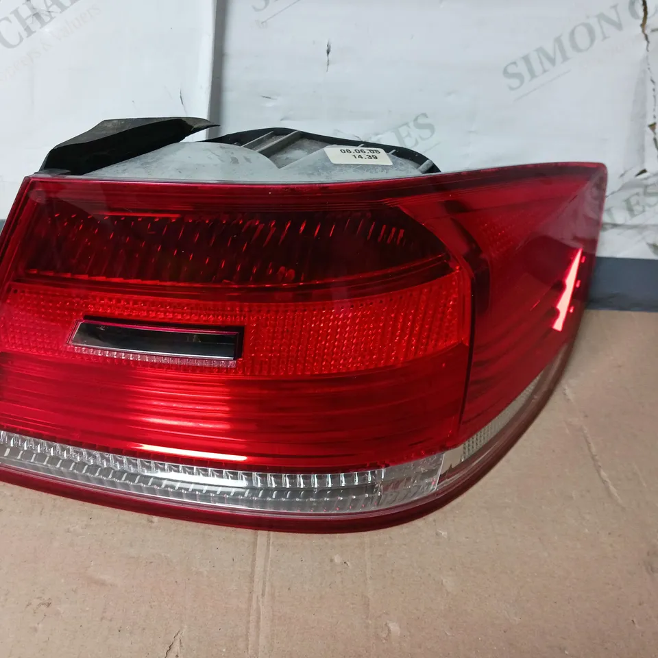 BMW COUP 3 (E92) RIGHT REAR TAIL LIGHT 