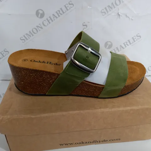 BOXED PAIR OF OAK&HYDE SIZE 40 FOOTWEAR