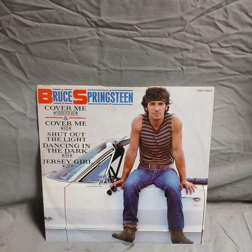 BRUCE SPRINGSTEEN – COVER ME (12" VINYL SINGLE)