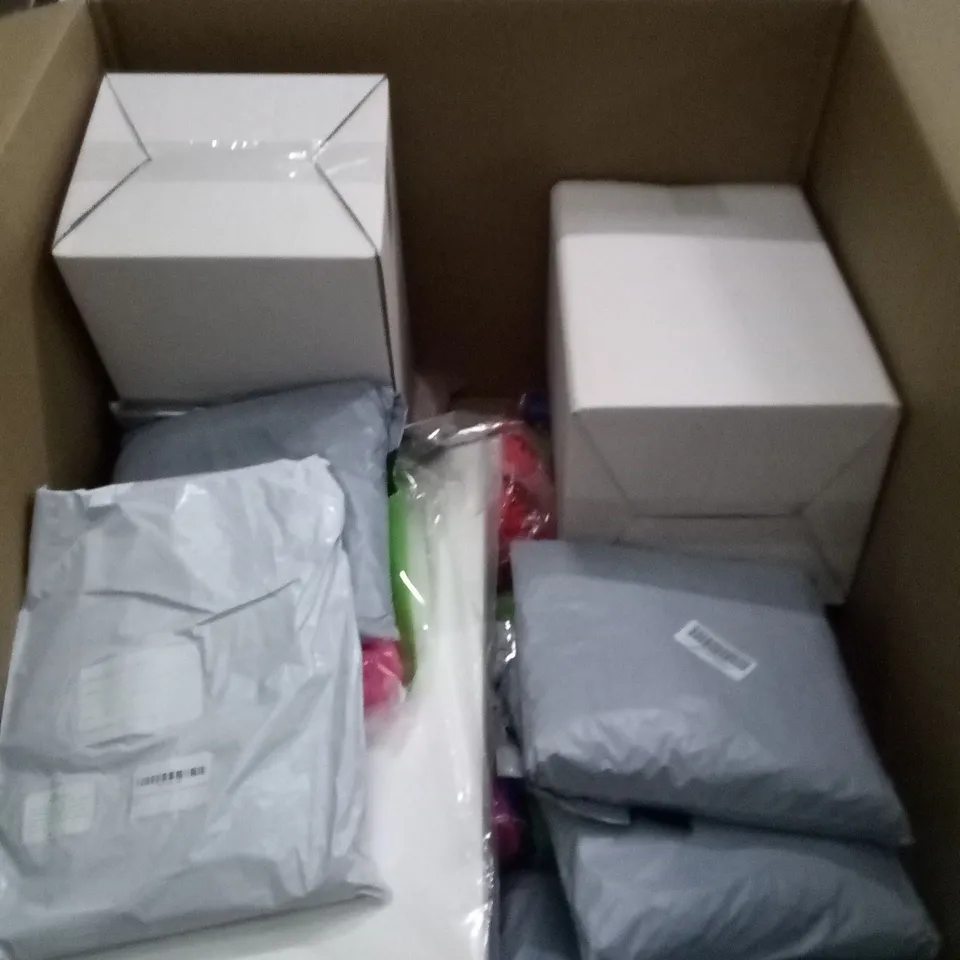 PALLET OF ASSORTED ITEMS INCLUDING DOLL MACHINES , PAPER SHEETS , FOLDING STEP STOOLS , ETC 