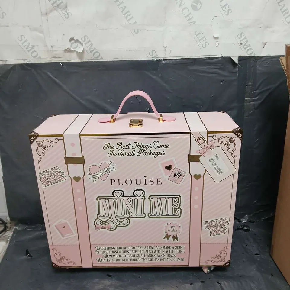 PLOUISE MINI ME SUITCASE 