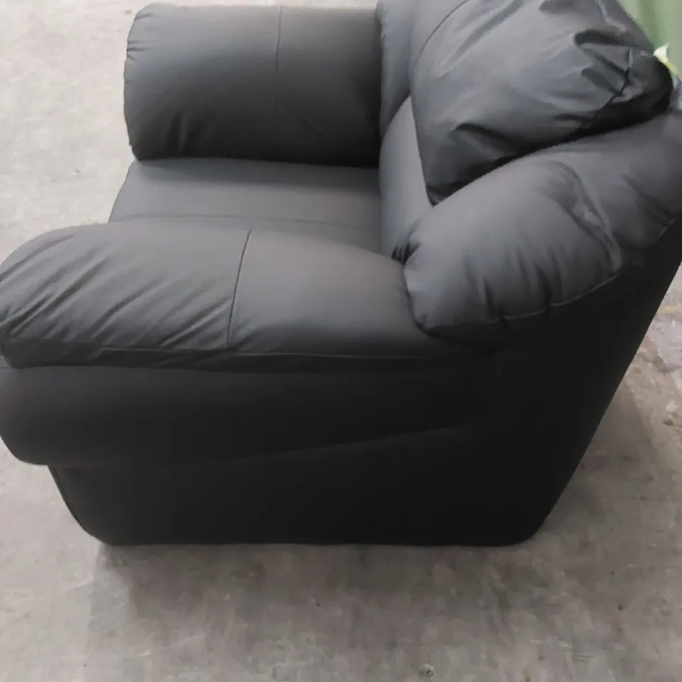 DESIGNER BLACK LEATHER ARMCHAIR 