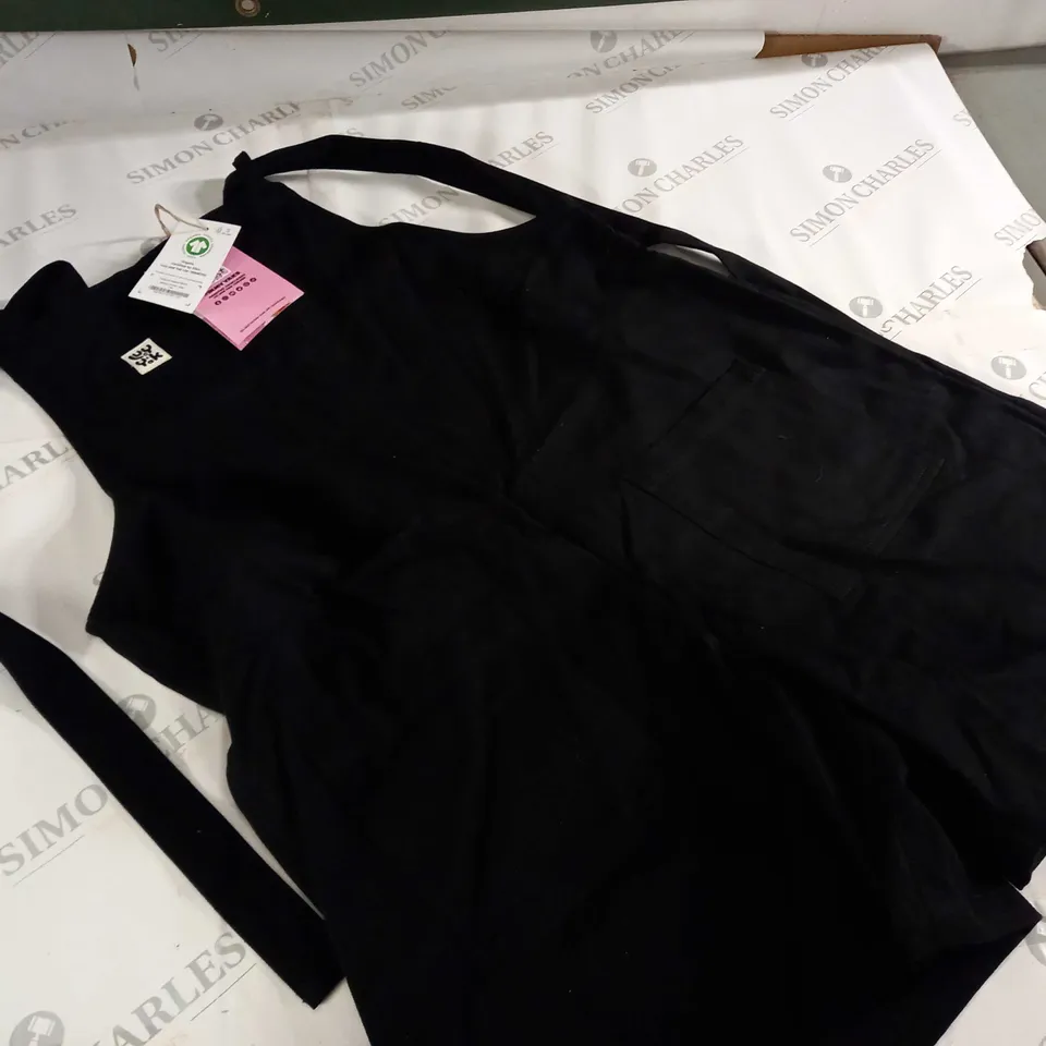 LUCY & YAK ORIGINAL DUNGAREE SHORT IN BLACK - 14R