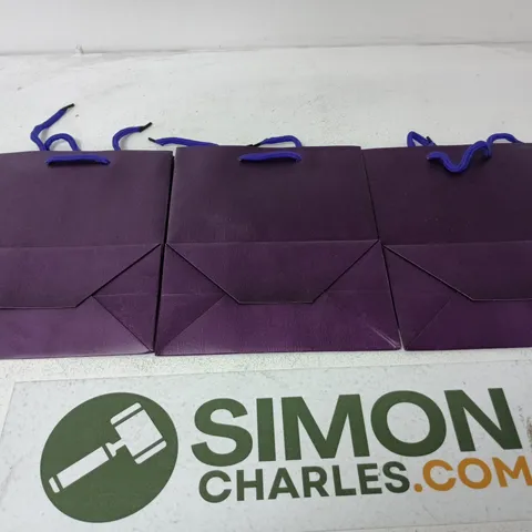 LARGE BOX OF APPROX 20 PURPLE GIFT BAGS WITH HANDLES