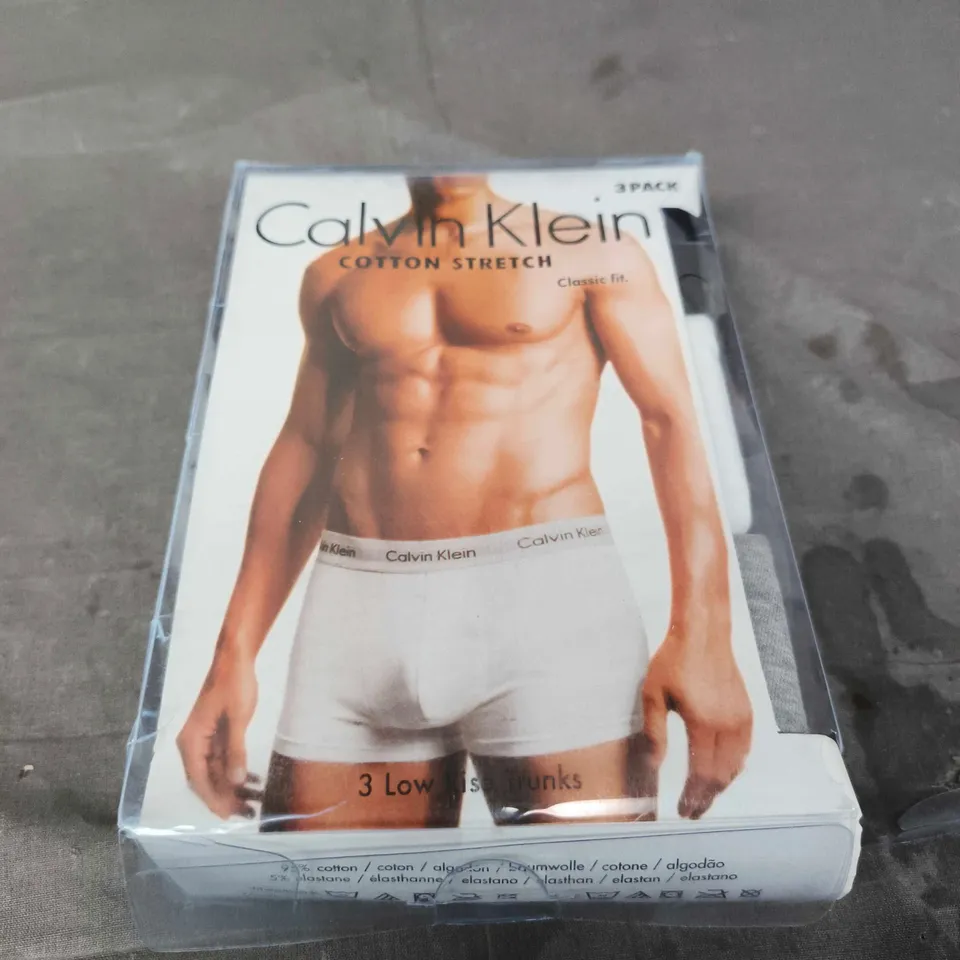 CALVIN KLEIN COTTON STRETCH 3 LOW RISE TRUNKS – MEN’S UNDERWEAR, SIZE L, 3 PACK