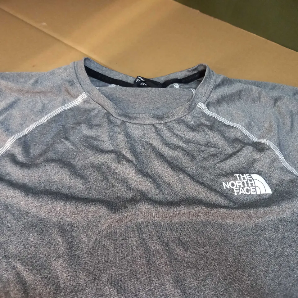 THE NORTH FACE GREY MARL/LOGO FITNESS TOP - LARGE