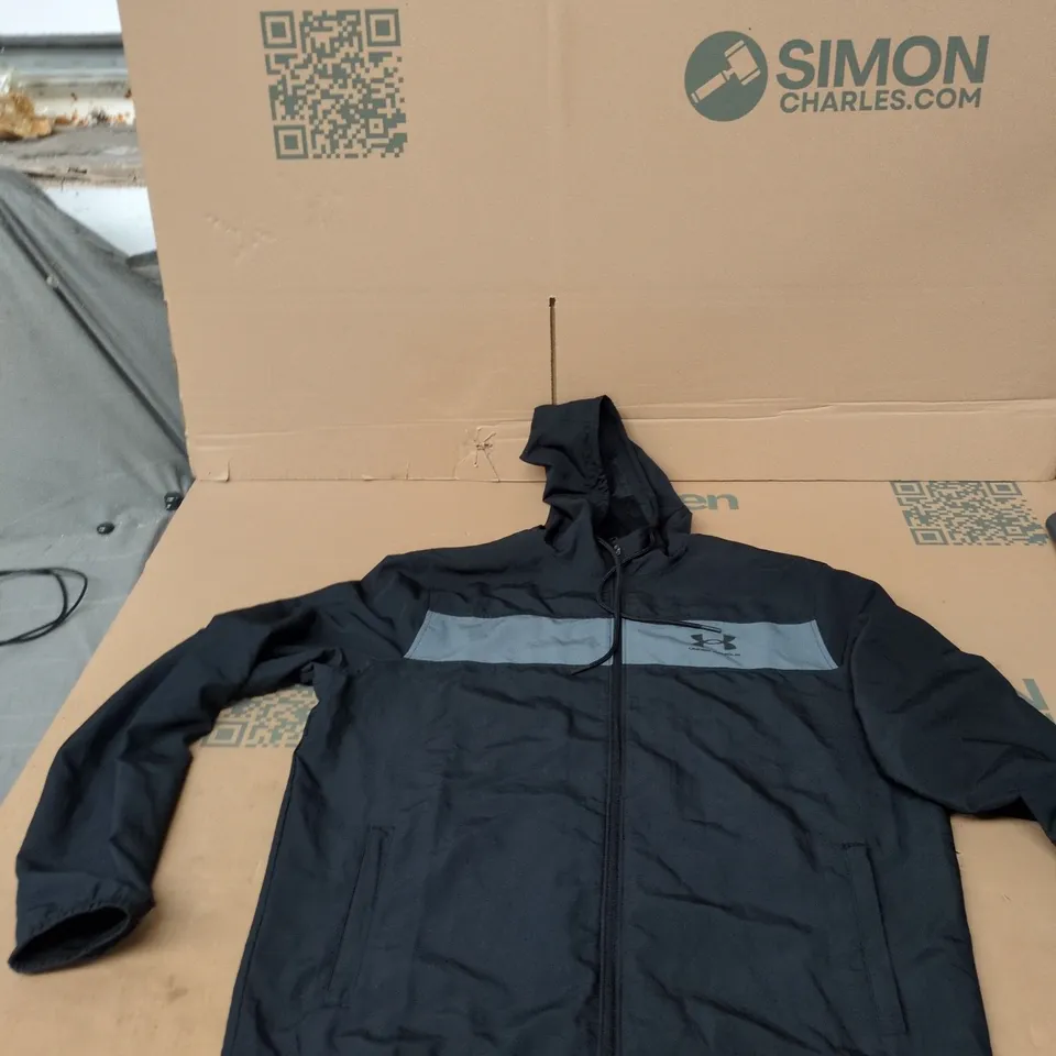 UNDER ARMOUR MEN'S JACKET – UK M (MD/M/M)
