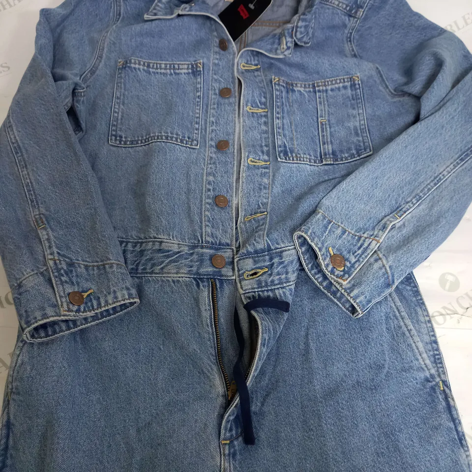 LEVI'S DENIM JUMP SUIT STANDARD FIT - MEDIUM