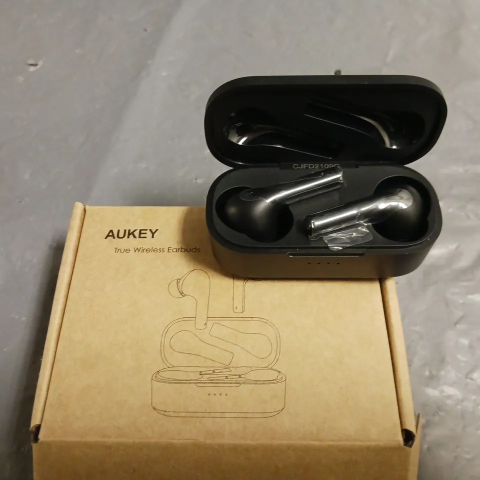 AUKEY TRUE WIRELESS EARBUDS - BLACK