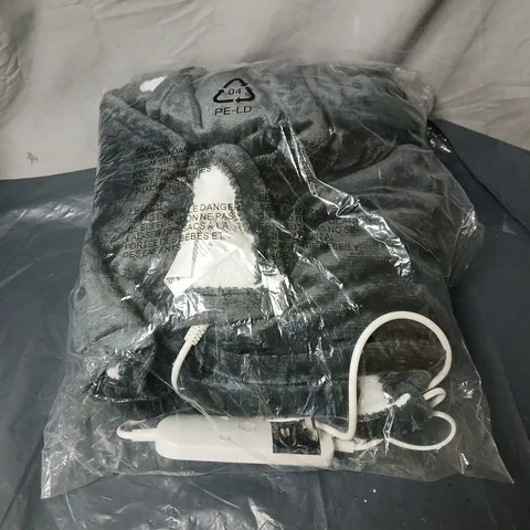 HEATED BLANKET WITH REMOTE CONTROL ATTACHED, DARK GREY. UNBOXED