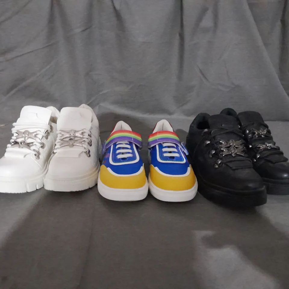 APPROXIMATELY 9 ASSORTED PAIRS OF KOI KIDZ SHOES IN VARIOUS STYLES AND SIZES 