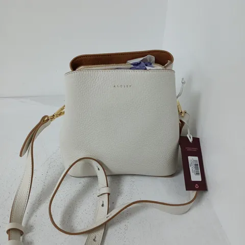 RADLEY DUKES PLACE BAG IN WHITE