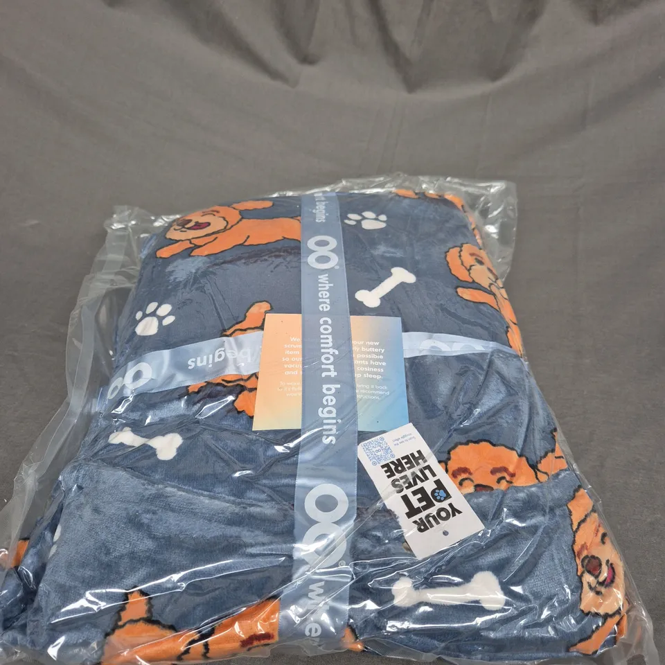 SEALED OODIE OVERSIZED HOODED BLANKET - DOGS