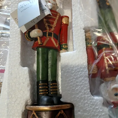 12 GISELA GRAHAM NUTCRACKER SOLDIER CHRISTMAS FIGURINE – WOODEN DECORATION 