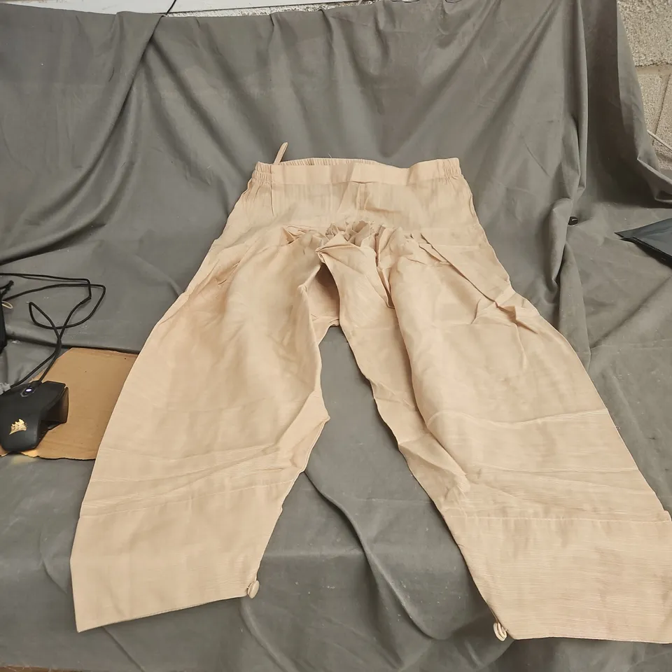 BEIGE ELASTIC-WAIST TROUSERS SIZE 16