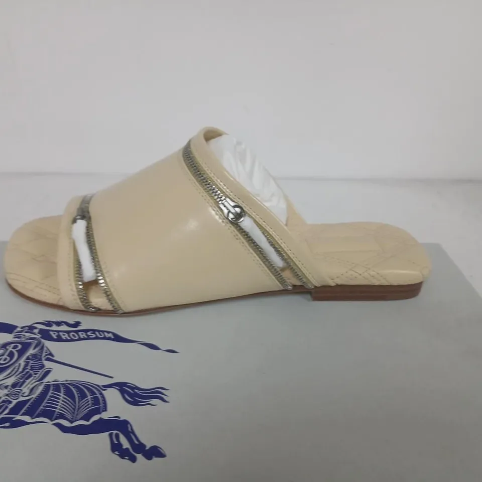 BURBERRY ZIP SANDAL WITH KITTEN HEEL – BEIGE, UK 2.5 (EU 35.5)