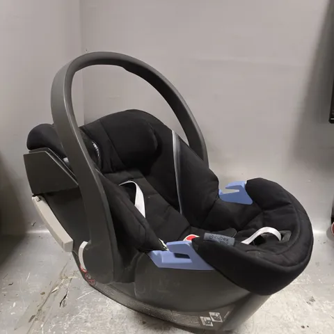 CYBEX ATON 5  BABY CAR CARRIER SEAT IN BLACK & GREY