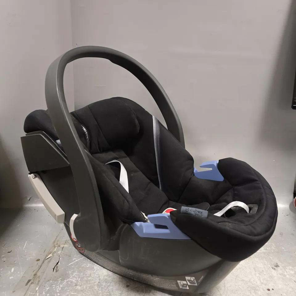 CYBEX ATON 5  BABY CAR CARRIER SEAT IN BLACK & GREY