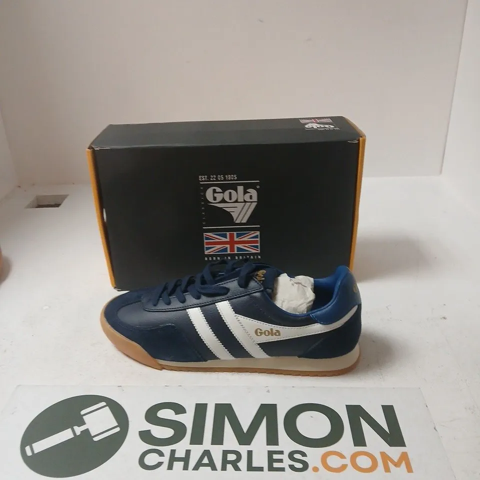 GOLA EUROPA LEATHER TRAINERS – NAVY/WHITE, UK 8 (US 9, EUR 42) – BOXED