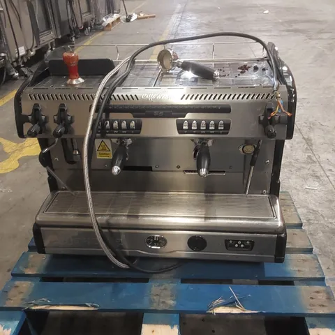 LA SPAZIALE CAFFΓ D'AUTONE COMMERCIAL 2 GROUP COFFEE MACHINE WITH ACCESSORIES