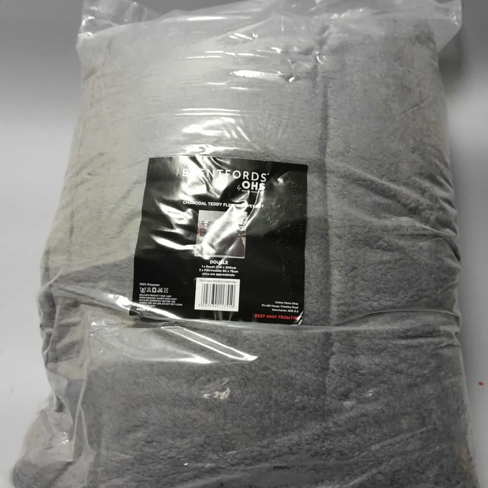 BRENTFORDS OHS CHARCOAL REDDY FLEECE DUVET SET - DOUBLE