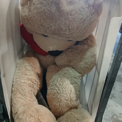 CAGE OF ASSORTED PRODUCTS TO INCLUDE; GIANT TEDDY, BLUE DINING CHAIR,COZZEE HOME HEATED BLANKET AND SWAN AIRFRYER