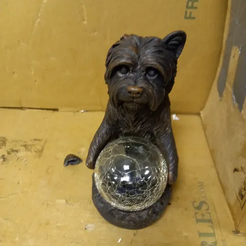 MYSTIC DOG SOLAR FIGURINE