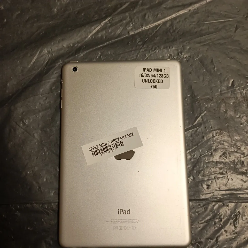 APPLE IPAD MINI (A1432)