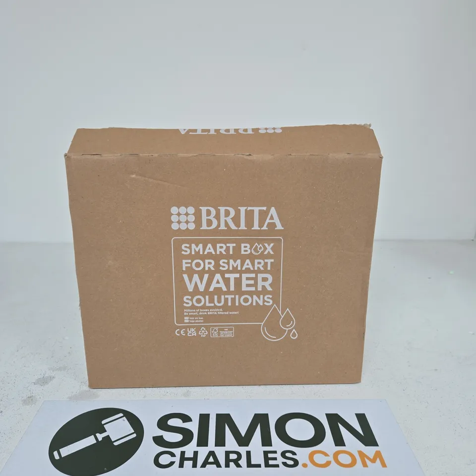BRITA WATER FILTER PITCHER WITH LID – INCLUDES THREE REPLACEMENT CARTRIDGES