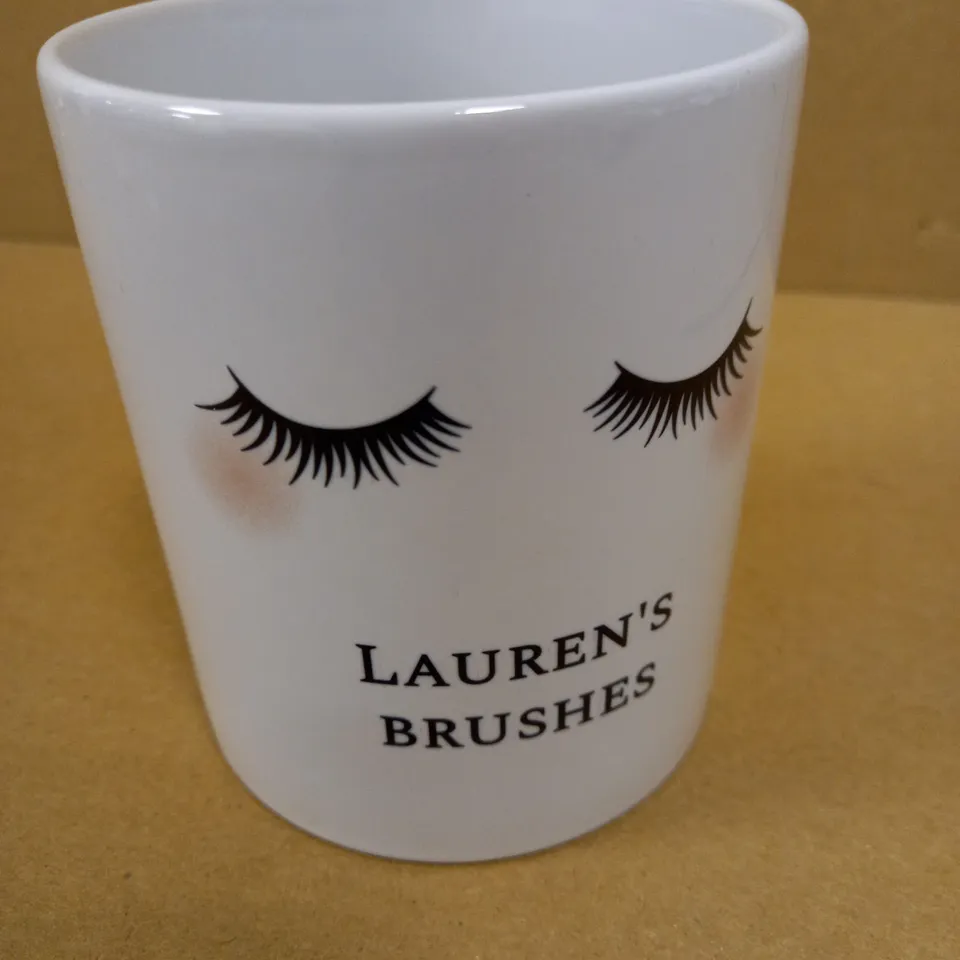 PERSONALISED EYELASHES CERAMIC STORAGE POT  RRP £17.99