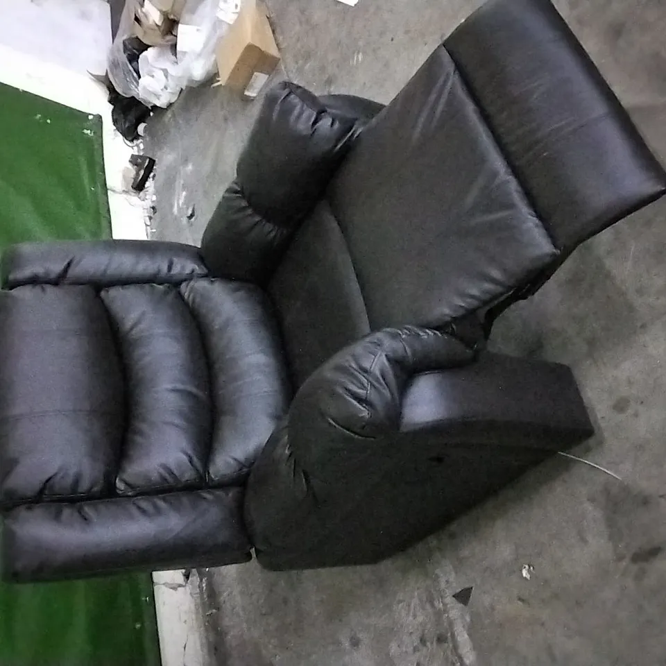 QUALITY DESIGNER DARK BROWN LEATHER MANUAL RECLINER ARMCHAIR (RECLINER ARMS BENT, SEE PICTURES)