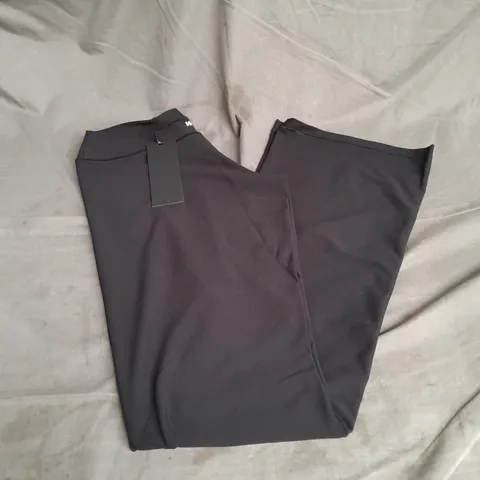 WHITE FOX ACTIVE WELLNESS FLARE LEGGINGS IN BLACK SIZE L