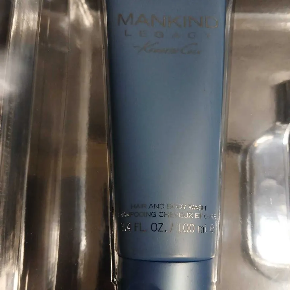 KENNETH COLE MANKIND LEGACY GIFT SET – EAU DE TOILETTE 100 ML + HAIR & BODY WASH 100 ML