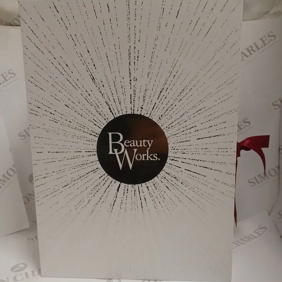 BOXED BEAUTY WORKS CHRISTMAS ADVENT CALENDAR 2023