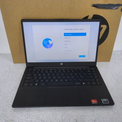 BOXED HP 14-EM0000SA AND ATHLON 7130U LAPTOP IN BLACK
