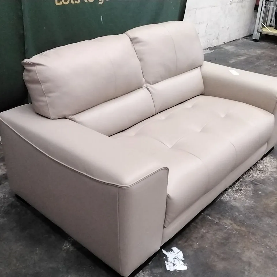 QUALITY ITALIAN DESIGNER ARENA LOVESEAT IN BEIGE LEATHER 