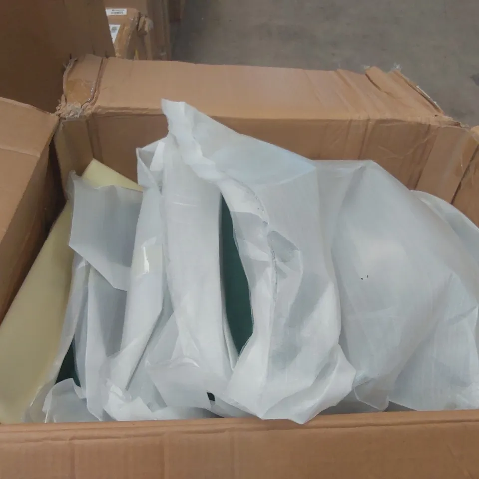 BOXED SET OF 4 GREEN VELVET DINING CHAIRS 