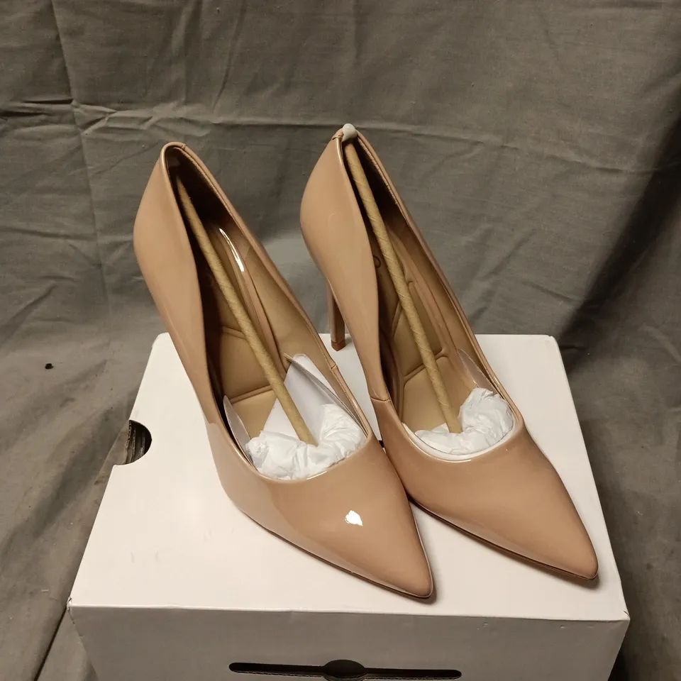 ALDO NUDE PATENT LEATHER HIGH HEEL SHOES – POINTED TOE, STILETTO SIZE 5 BOXED