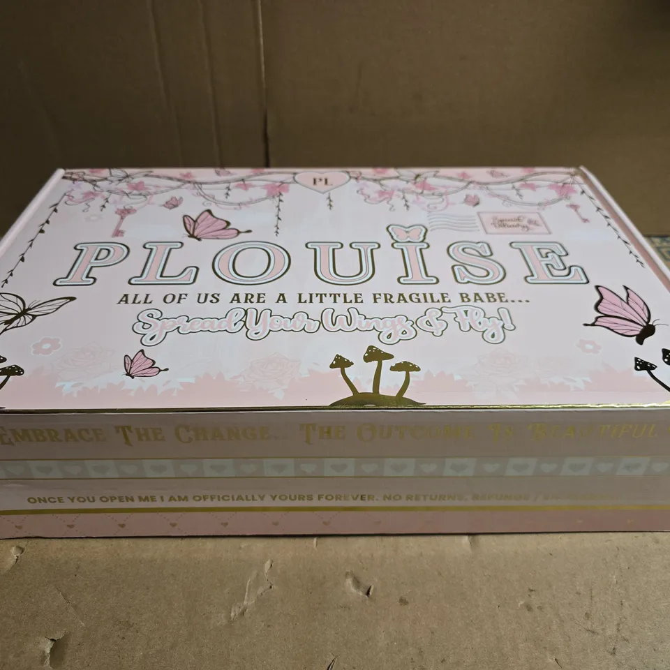 SEALED P.LOUISE LARGE MYSTERY BEAUTY SET 