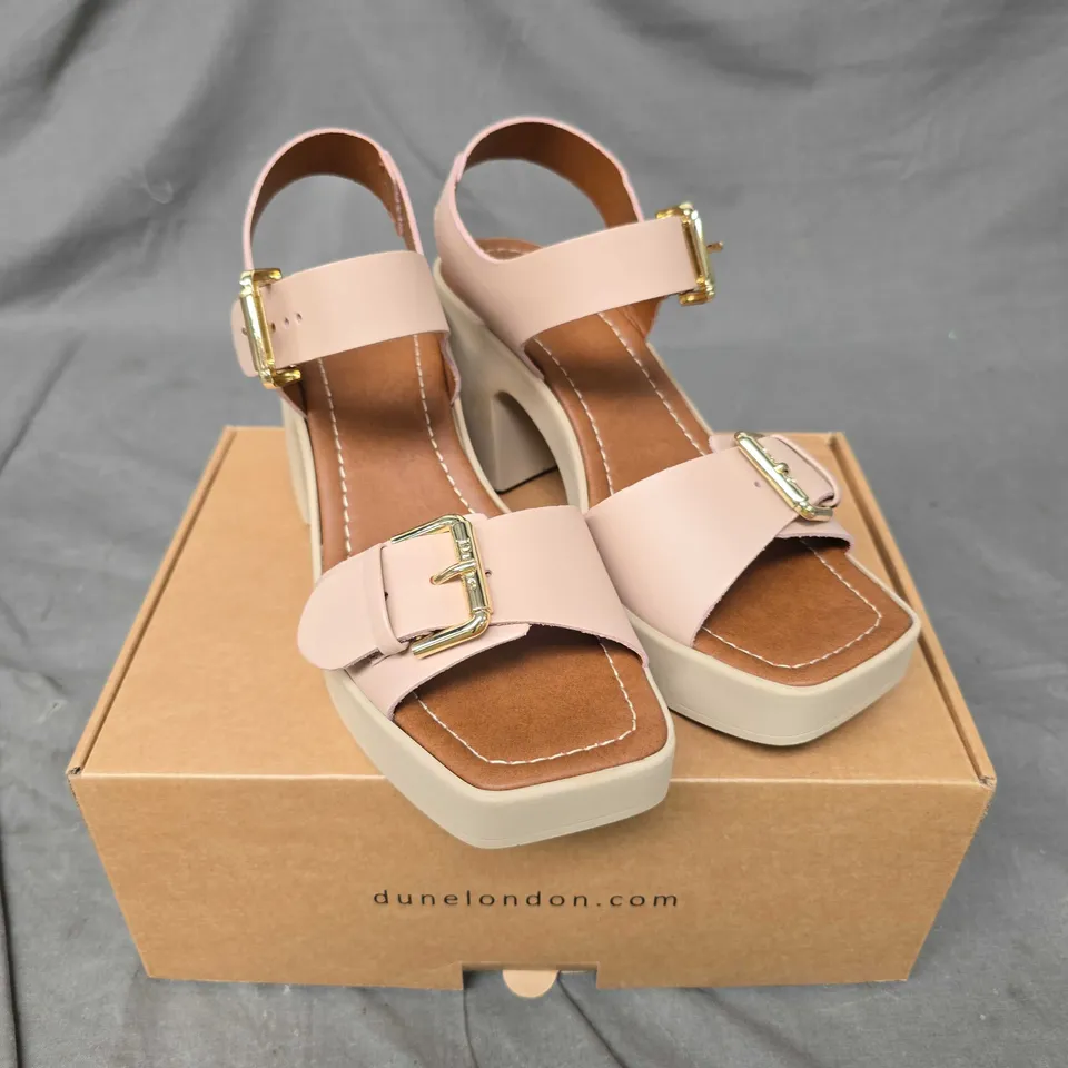 BOXED PAIR OF DUNE LONDON JENIES PLATFORM HEEL SHOES - 6