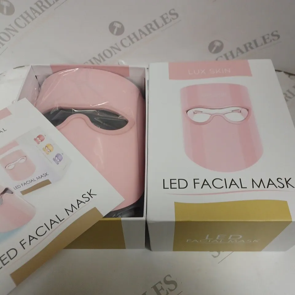BOXED LUX SKIN LED FACIAL MASK