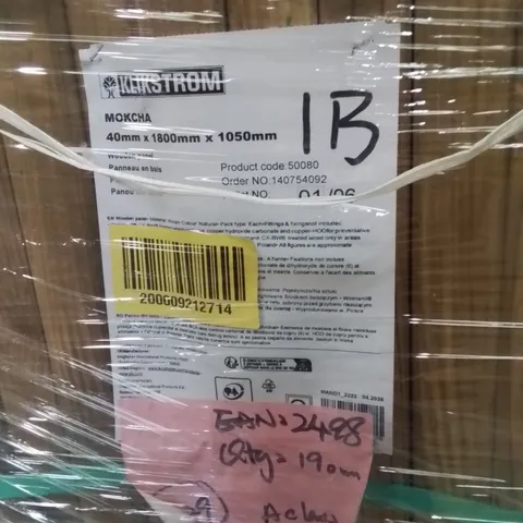 PALLET CONTAINING A LARGE QUANTITY OF WOODEN GARDEN PANELS 40MMX1800MMX1050MM