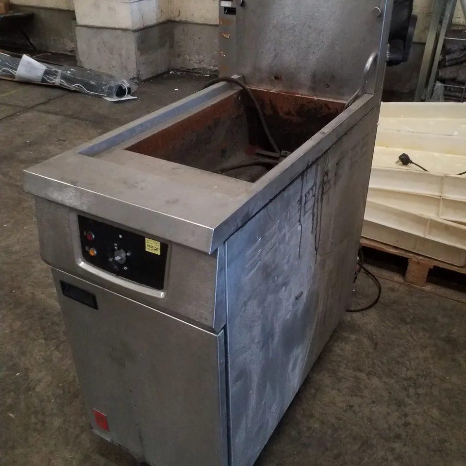 FALCON G401F SINGLE TANK NATURAL GAS FRYER 