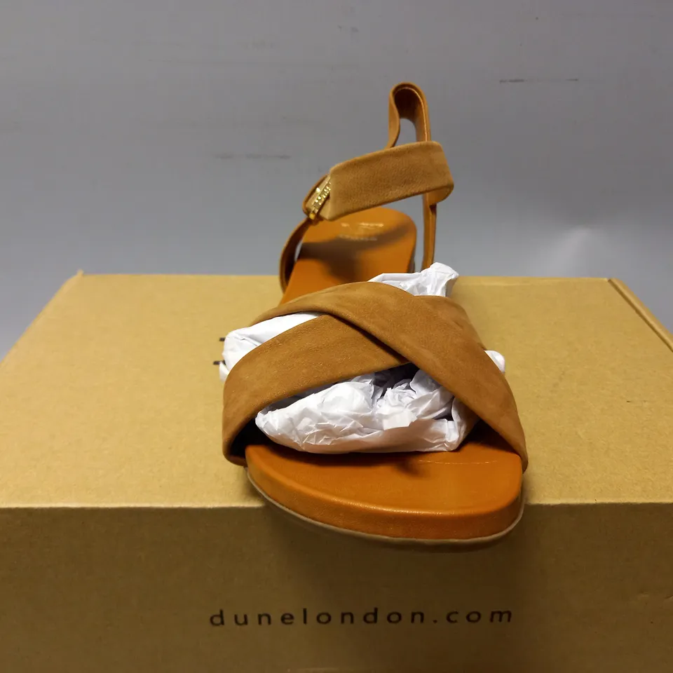 BOXED PAIR OF DUNE BROWN SANDALS - SIZE 5