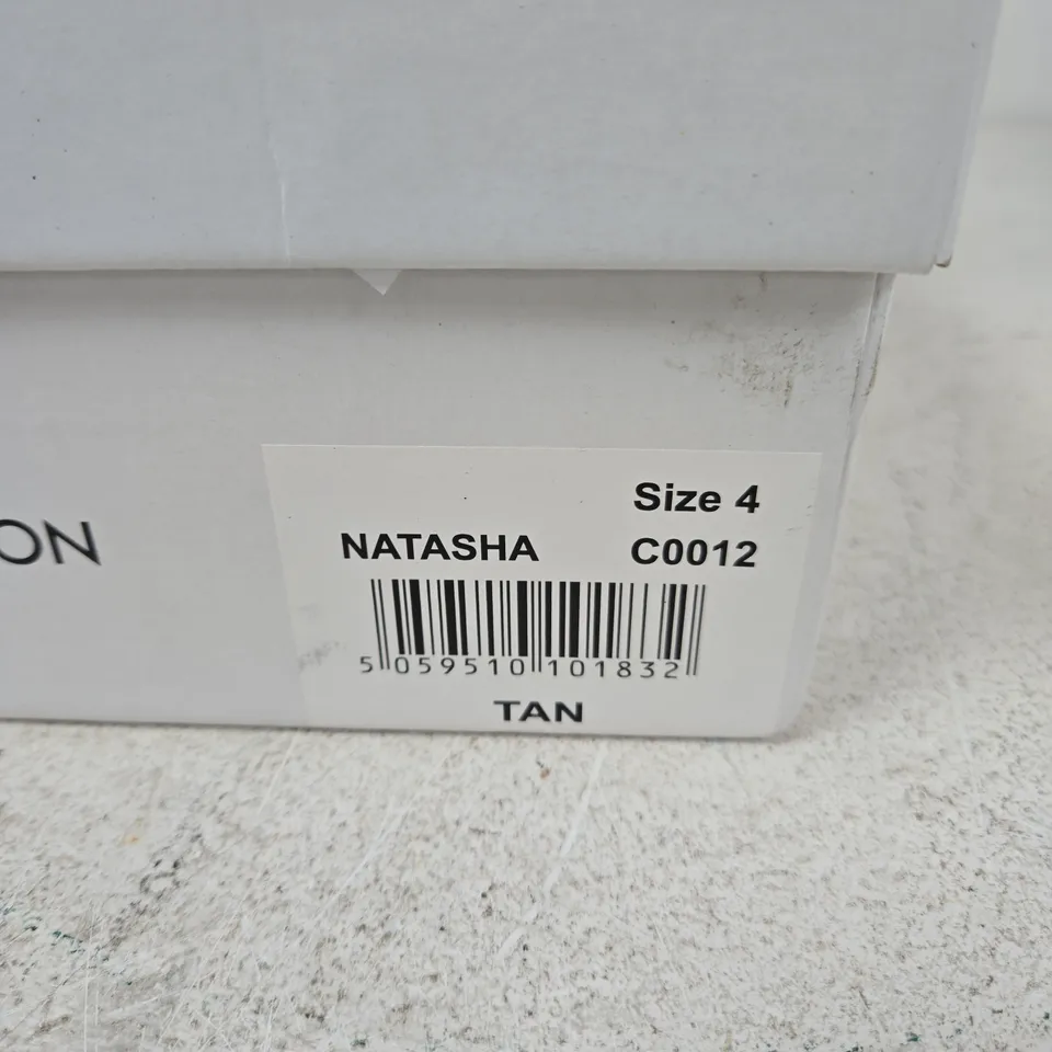 LEATHER COLLECTION NATASHA SANDALS – TAN, SIZE 4