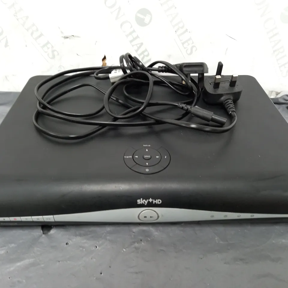 SKY DRX890 SKY+ HD BOX