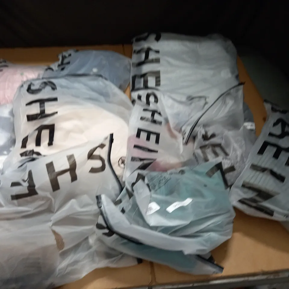 LOT OF 10 ASSORTED SHEIN CLOTHING ITEMS