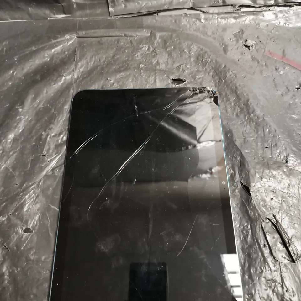 APPLE IPAD TABLET - BLUE - MODEL UNSPECIFIED