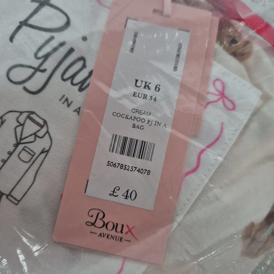 BAGGED BOUX AVENUE CREAM COCKAPOO PJ IN A BAG, UK 6